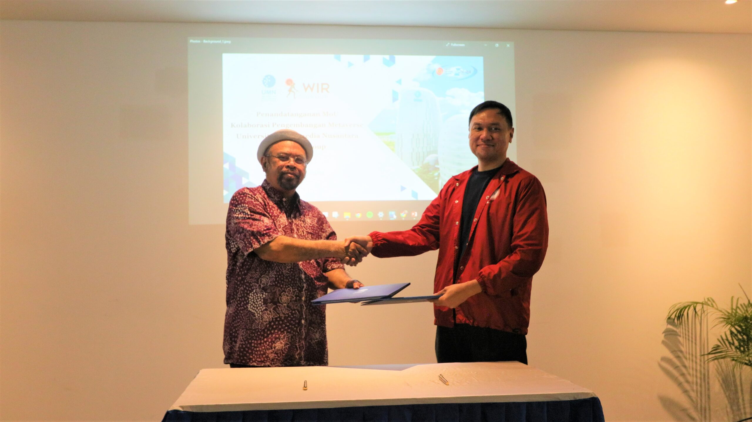 Sesi Tanda Tangan MoU oleh UMN dan WIR Group dok. UMN 2 scaled