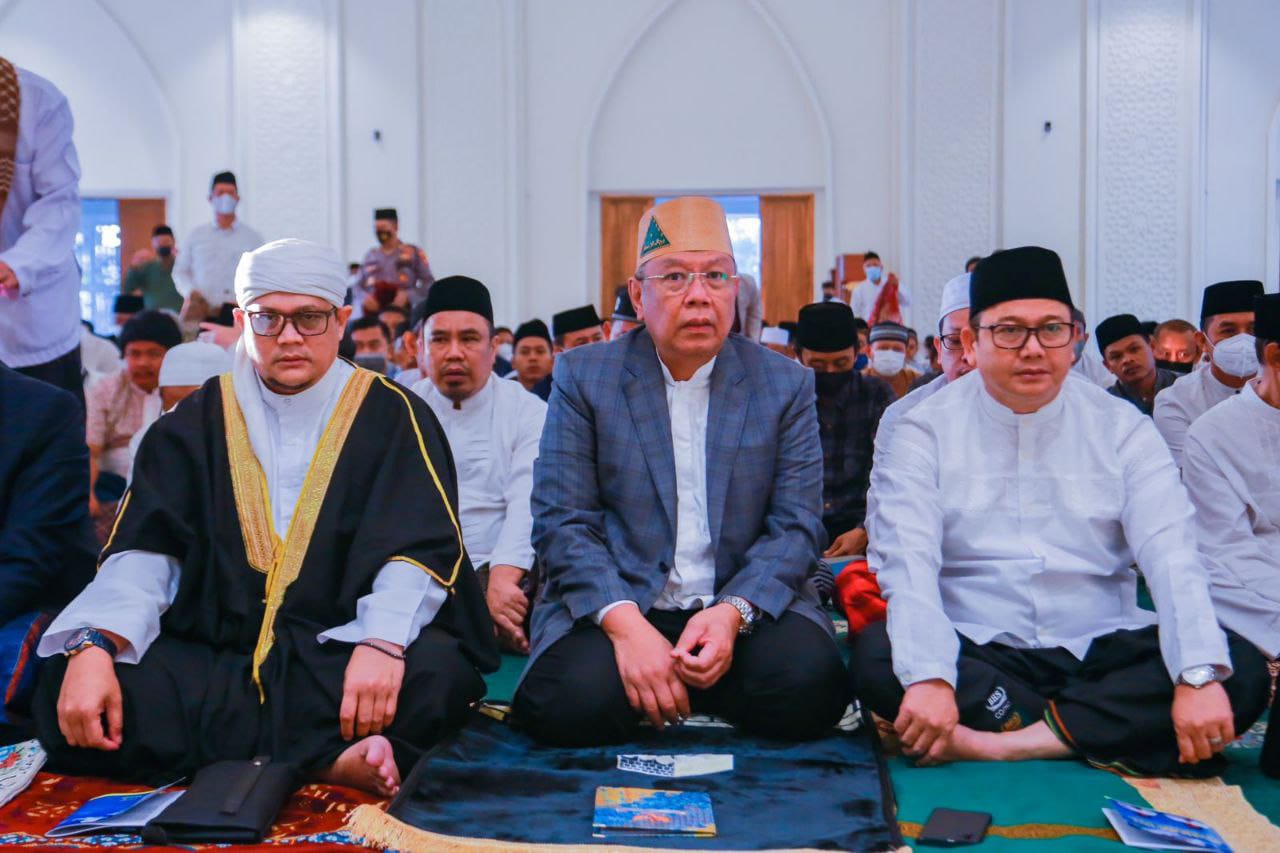 CAA52E5B CCE4 408D 9DC1 5B4623BB023D