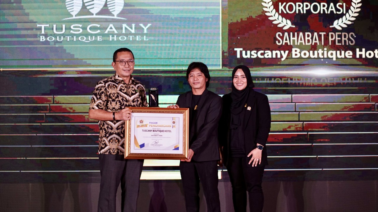 AD7BB929 E8BE 43B3 BFD8 C921DAD3D8A5