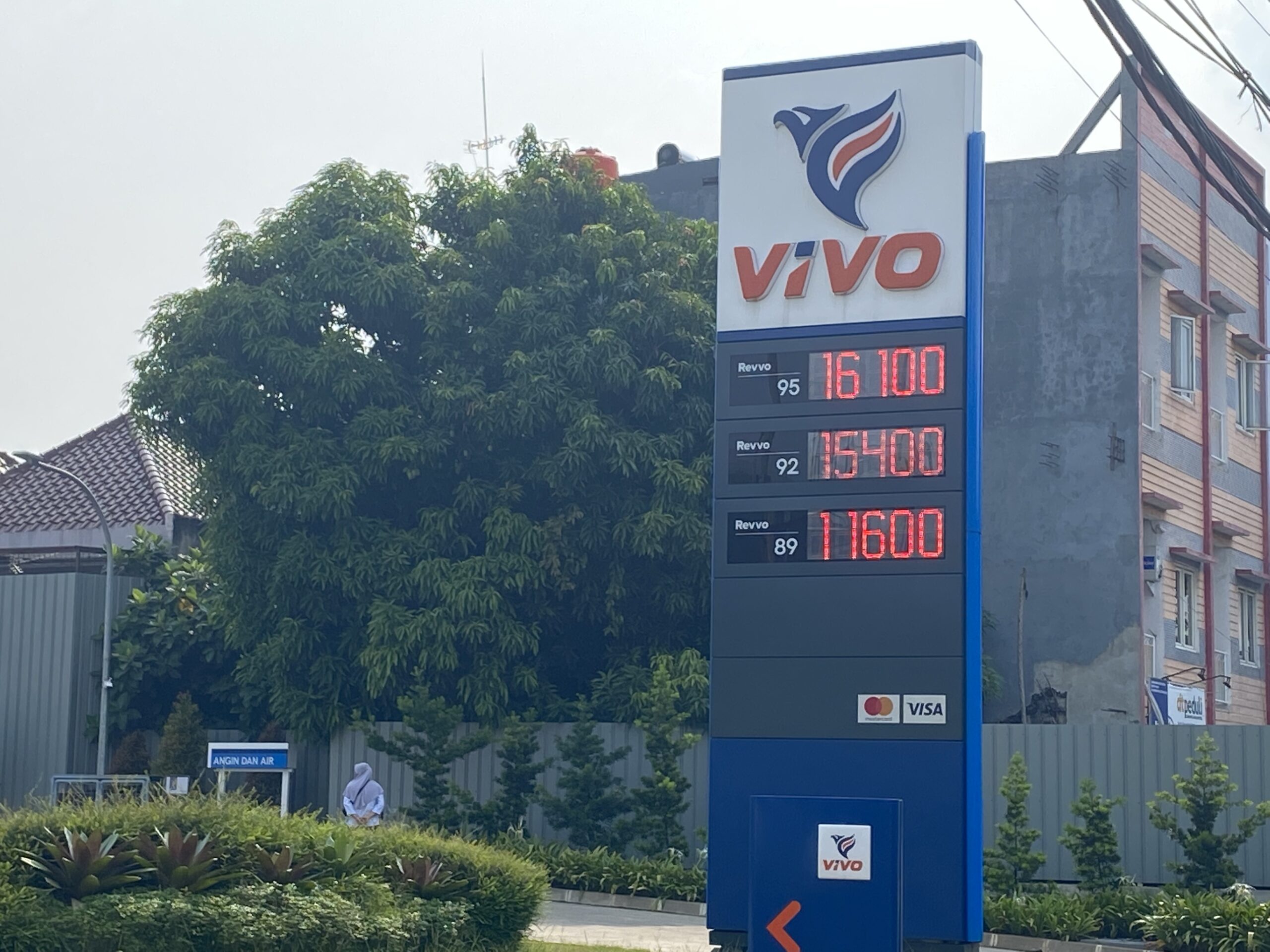 1E0DEF34 0A49 4CBC B6CD 688D9577BBA1 scaled