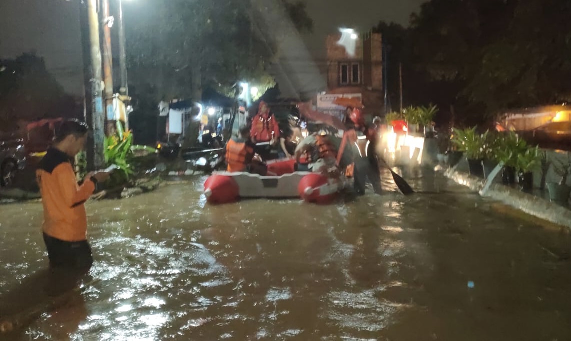 Akibat Hujan Deras, Ada 9 Lokasi Banjir dan 3 Lokasi Longsor di Ciputat 2 BB85A009 D39D 4B52 8C99 4069E18FCF34