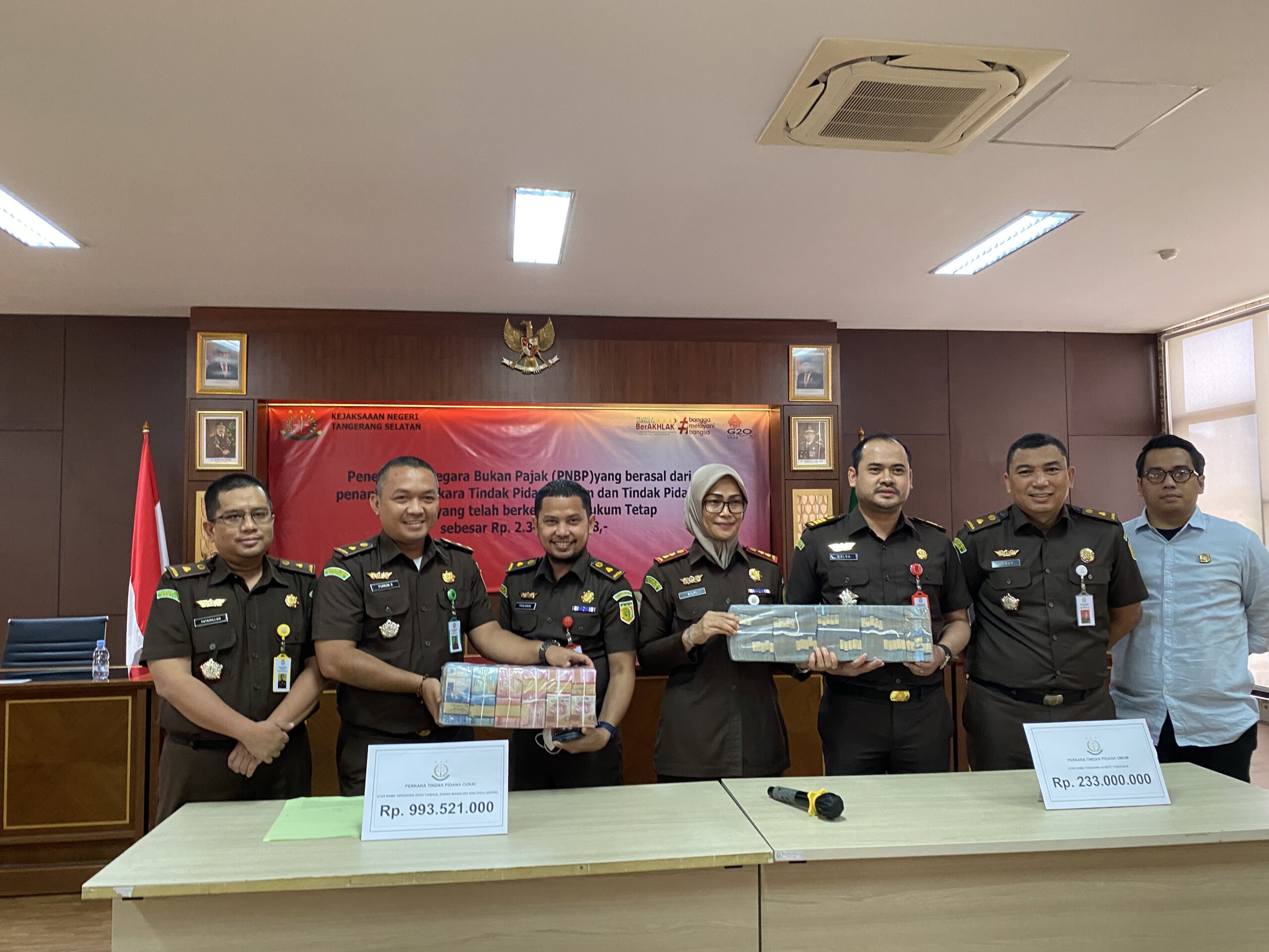 FDB60951 1C94 4339 AA36 79662A450C07 scaled