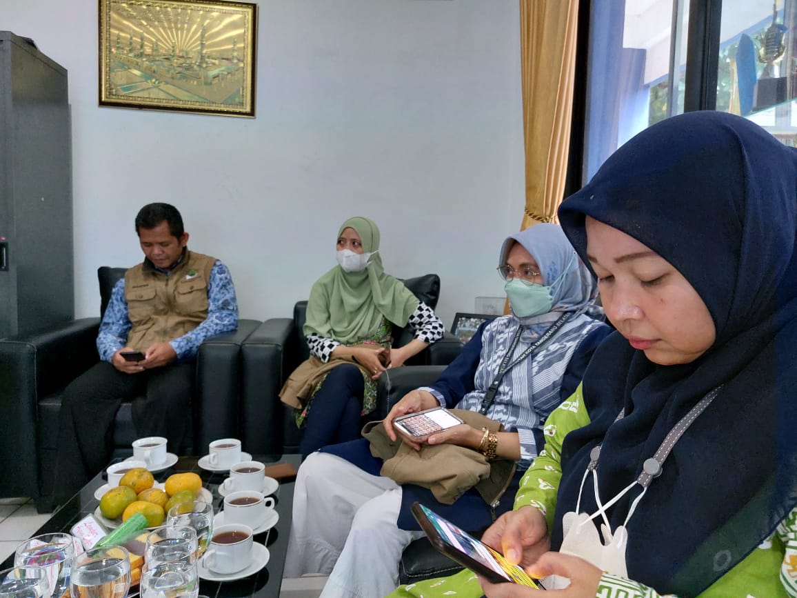 4AB60C8B 3E15 43B0 B6A3 25B474DDF112