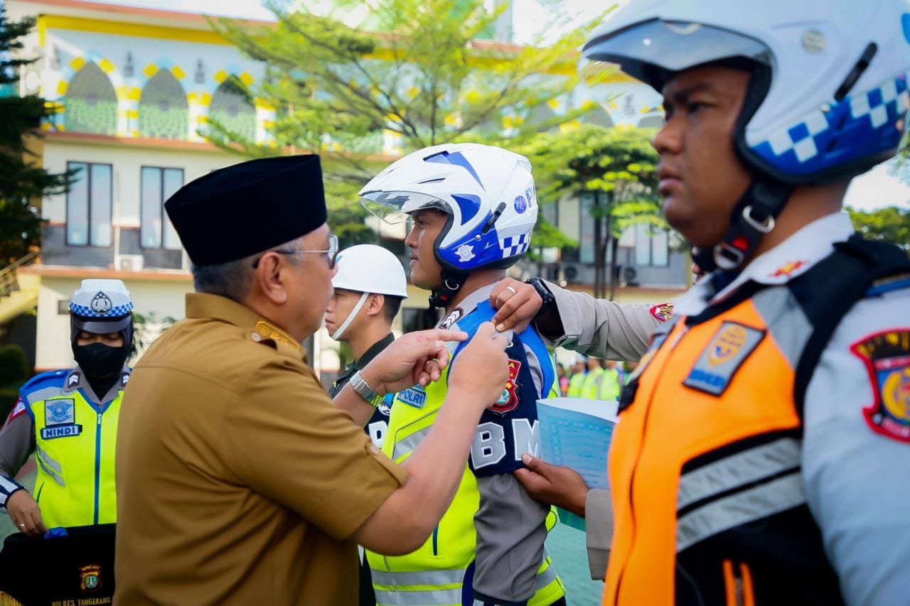 31A8842C F749 467B B57D 253B54B6E7B4