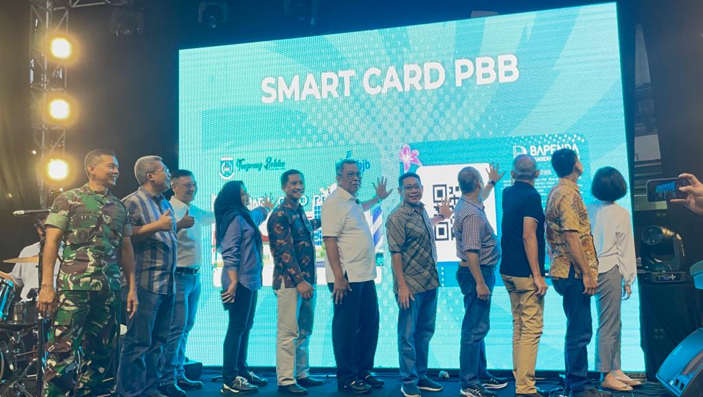 D8A2E5EC 90B0 43C5 AC52 0AB6E90097BD