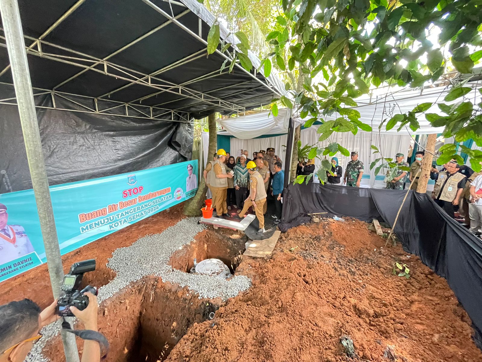 1.800 Rumah Tangga di Tangsel BABS di Empang Lele 2 F4EC4373 BA45 43D2 A281 1506D020EC4E