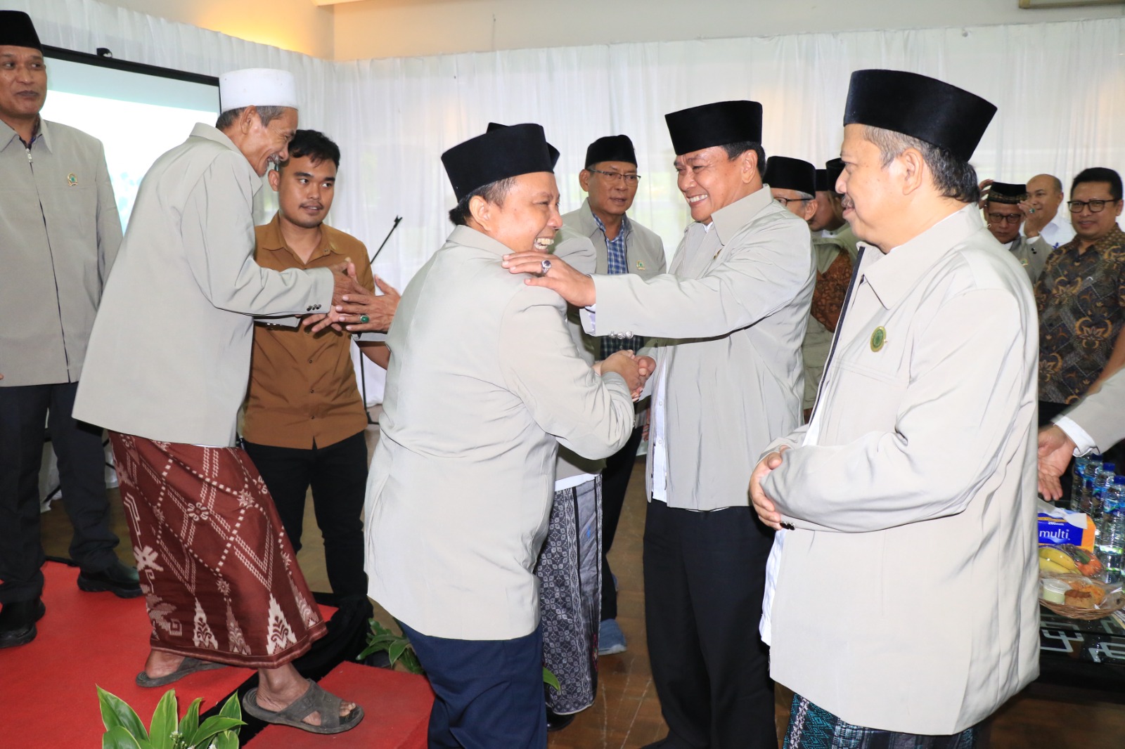 sekda lantik MUI panongan