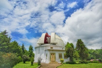 Observatorium Bosscha yang dibuka kembali untuk umum.