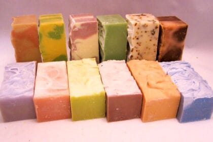 Sabun yang memiliki sejarah panjang dan aneka bentuk.