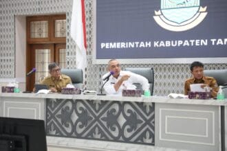 b983b417 9ecd 4756 b5fb fa630679ecf5