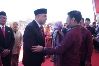 zaki terima penghargaa satyalencana presiden