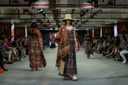 01 WEAVING DREAMS GHEA PANGGABEAN DAC 9921