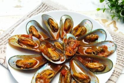Kerang menjadi olahan seafood yang digemari banyak orang.