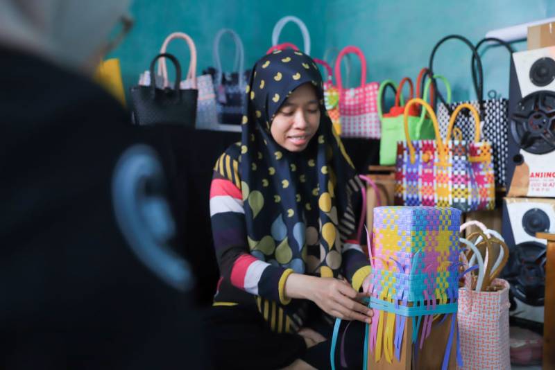 wrga tangerang raup omzet 17 juta