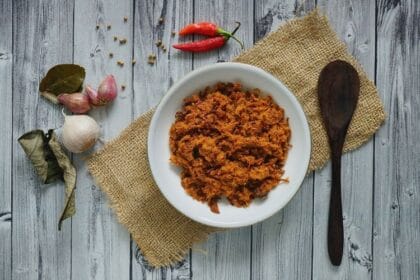 Abon, makanan pelengkap saat jauh dari rumah.