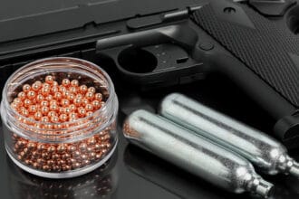 Airsoft Gun menjadi permainan yang tidak bisa sembarangan.