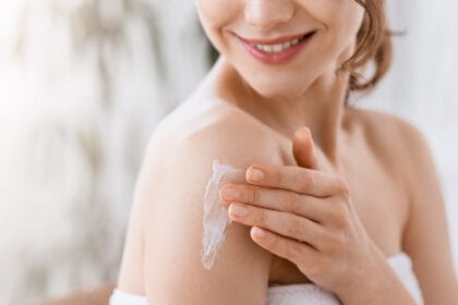 Penggunaan body lotipn harus diperhatikan supaya mendapat hasil maksimal.