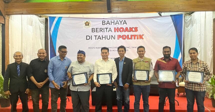 DISKUSI BAHAYA HOAKS PWI