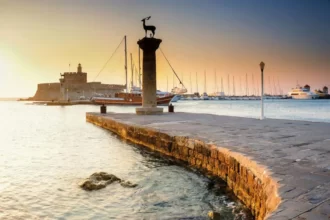 Rhodes, kota di Yunani dengan sejuta pesona.