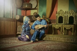 Suku Melayu mendiami berbagai negara di Asia Tenggara.