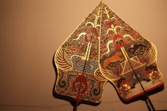 Wayang, pertunjukan khas Indonesia.