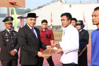 b737e8b2 5f96 408c ada9 8443337bb50f