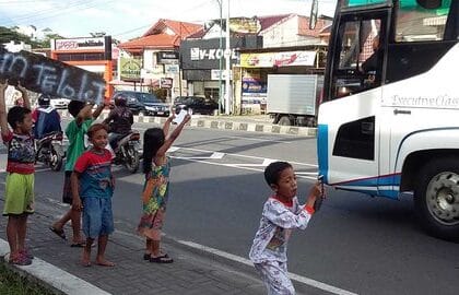 Ponsel bocah di Lebak dijambret