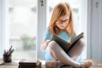 manfaat rajin membaca mampu meningkatkan kemampuan otak