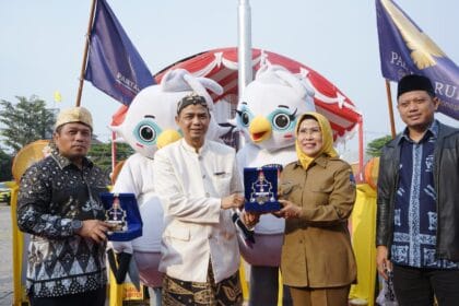 1cc7d82d d549 4837 8aac 45c8bbca389c