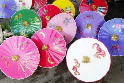 Payung geu;lis dari Tasikmalaya.