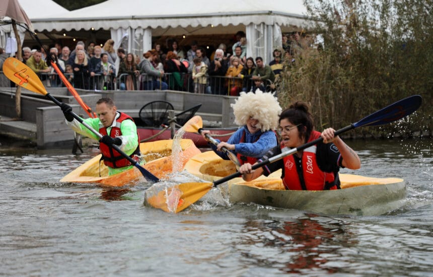Balapan perahu labu di Belgia.