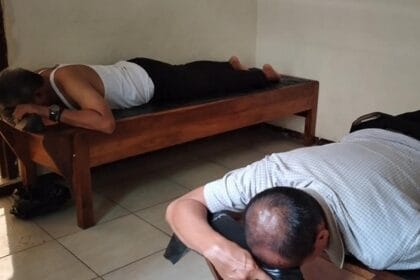 Gurah bisa juga untuk pengobatan.