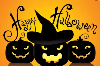 Halloween diperingati setiap Oktober.