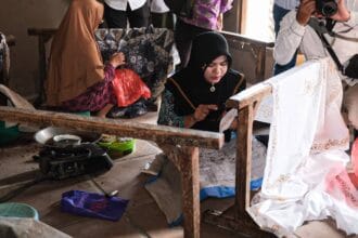 Hari batik nasional.