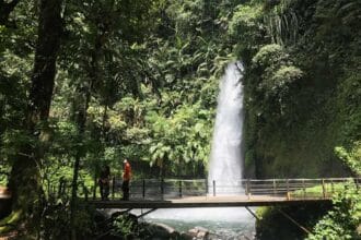 Ilustrasi Sumber Air