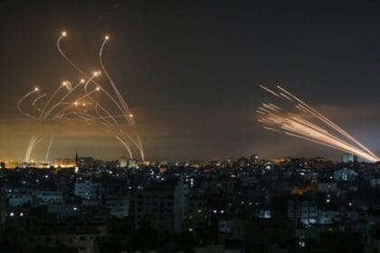 Pecah Perang Antara Hamas dan Militer Israel