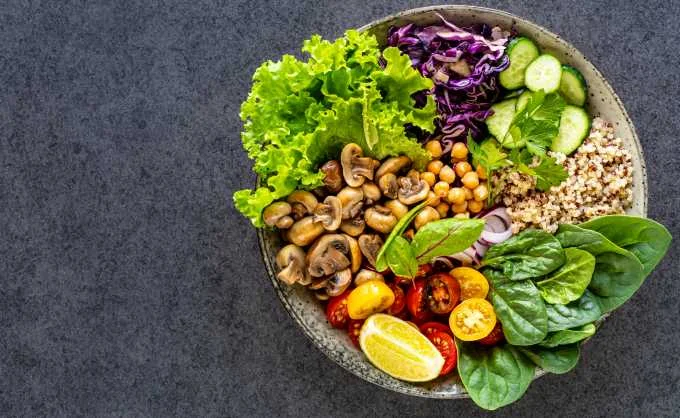 Vegan dan vegetarian merupakan gaya hidup yang tidak mengonsumsi hewan.