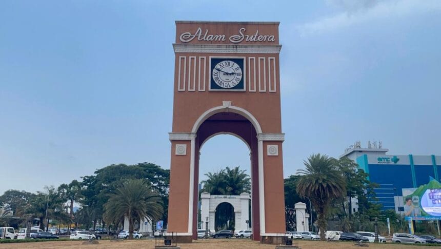 Tugu Alam Sutera Tangsel