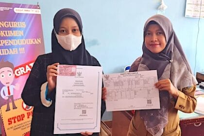 dukcapil kab serang gandeng bidan