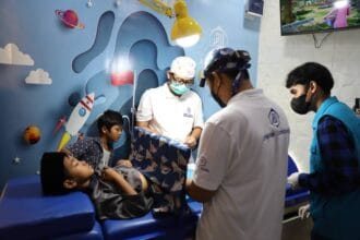 rumah khitan modern di tangerang