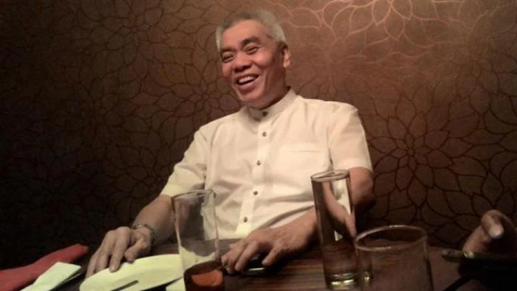 Alex Tirta Di Periksa