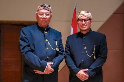 Wali Kota Tangsel Benyamin Davnie dan Wakil Wali Kota Tangsel Pilar Saga Ichsan