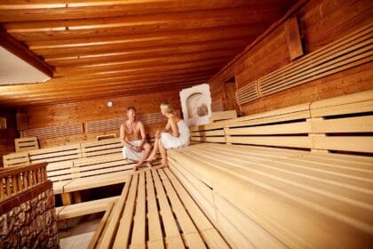 Sauna memiliki manfaat juga bahaya. (Foto : Okezone Health)