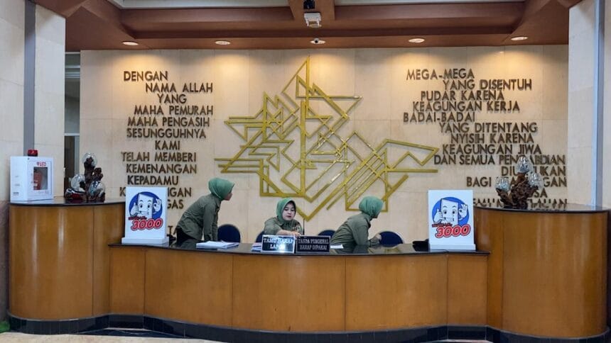 Pakai Aturan Berbeda, Penetapan Kenaikan UMP DKI Jakarta 2024 Berjalan Alot 1 UMP DKI Jakarta