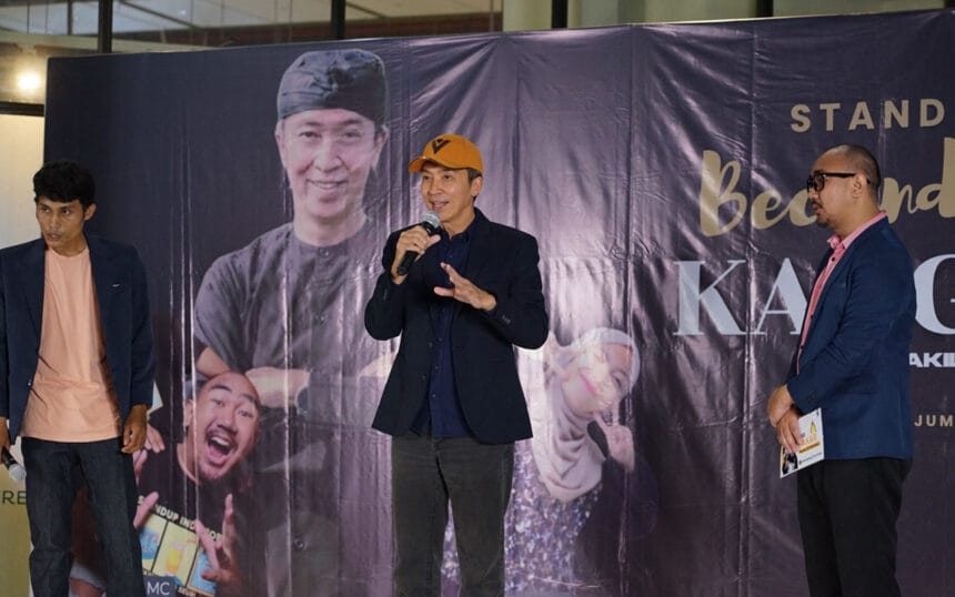 Dedie A. Rachim Bersama Masyarakat Menyaksikan Standup Comedy