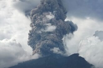 Erupsi Gunung Marapi Hujan Abu Vulkanik