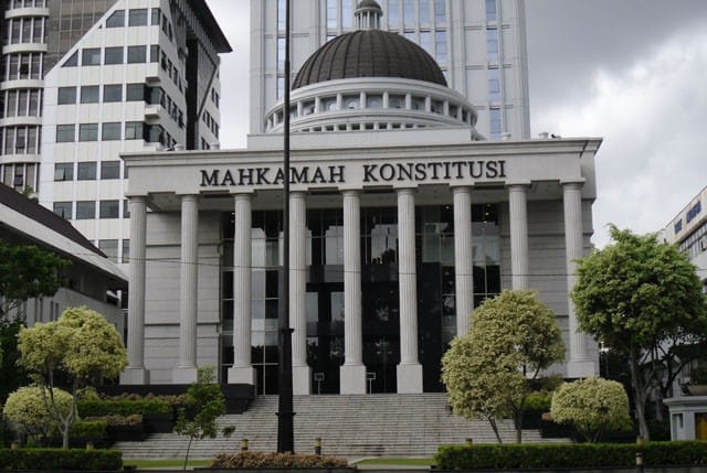 Buruh Unjuk Rasa di Gedung MK dan Istana, Menuntut Revisi UMP/UMK dan Menolak Omnibus Law 1 Gedung Mahkamah Konstitusi