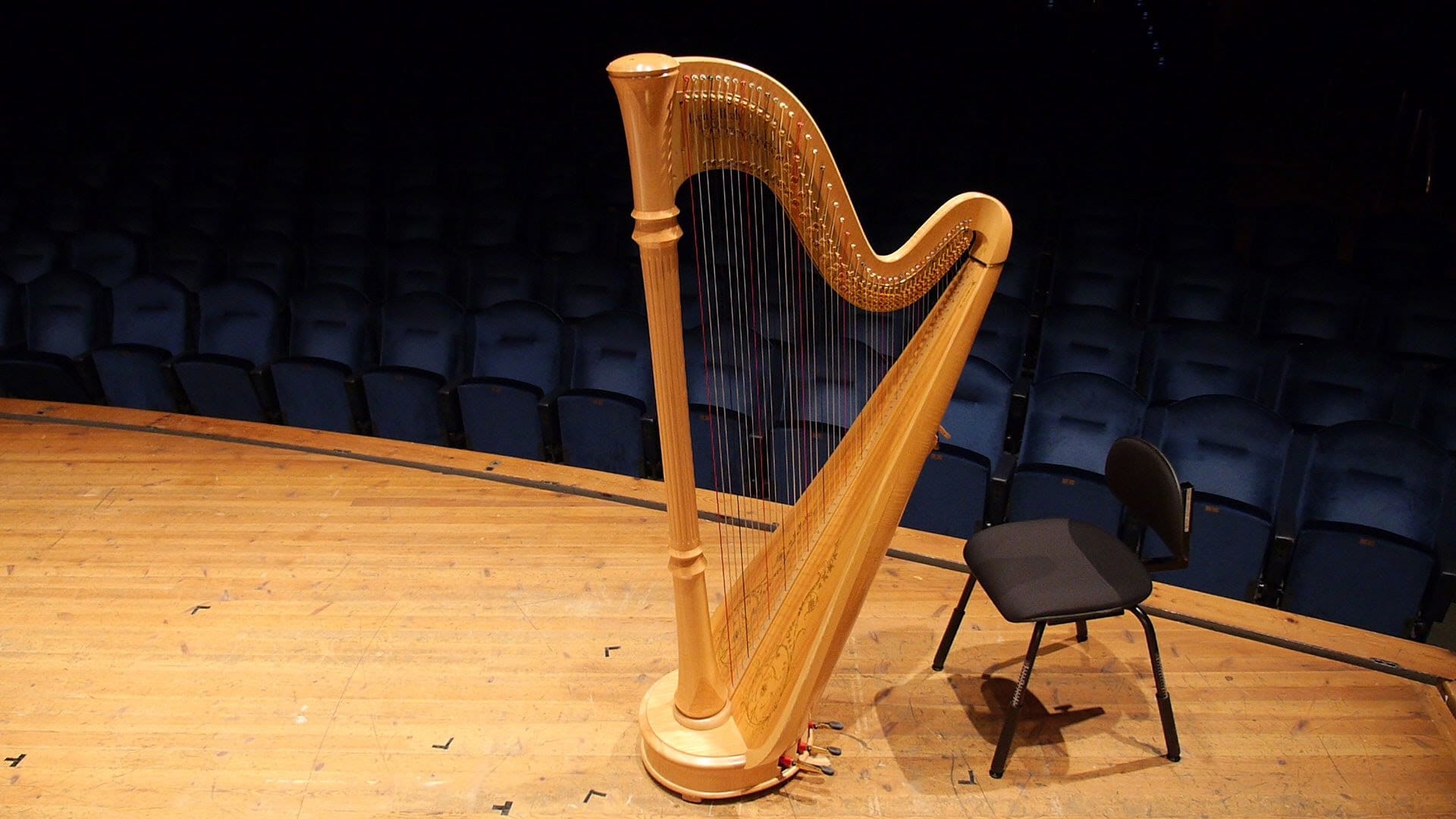 Harpa, Alat Musik Para Malaikat yang Dipetik - linimassa.id