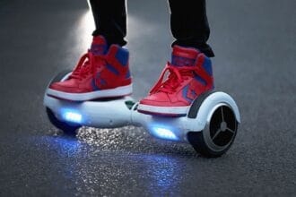 Hoverboard si skuter swaseimbang. (Foto : Buka Review)