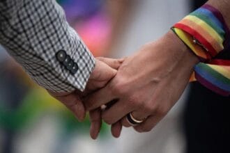 LGBT dalam Pandangan Islam. (Foto : CNN Indonesia)